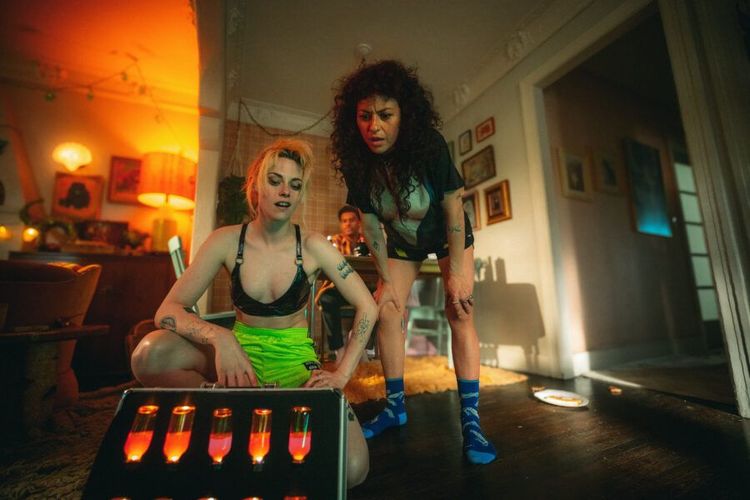 Premiera: Wrong girls